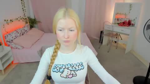 Laly online show from 06/02/26, 11:01