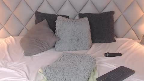 Snapshot of lalycastro chatting on 01/29/25, 09:17 Laly Castro online show from 01/29/25, 09:17