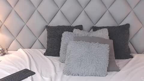 Snapshot of lalycastro chatting on 02/05/25, 11:06 Laly Castro online show from 02/05/25, 11:06