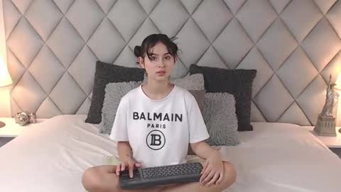 Snapshot of lalycastro chatting on 02/08/25, 07:05 Laly Castro online show from 02/08/25, 07:05