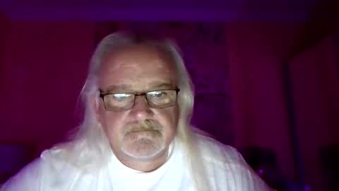 lamabama online show from 09/09/25, 10:42