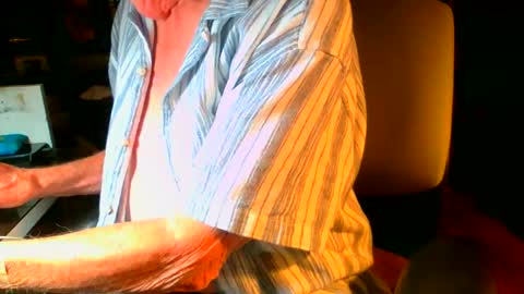 Snapshot of lamarbrazil chatting on 12/02/25, 03:56 lamarbrazil online show from 12/02/25, 03:56