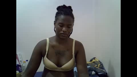 Snapshot of lamensha chatting on 09/21/25, 04:08 lamensha online show from 09/21/25, 04:08