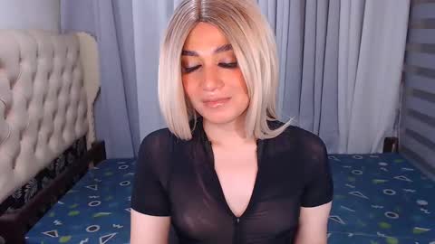 Snapshot of lamerystone chatting on 02/18/25, 04:15 Lamery online show from 02/18/25, 04:15
