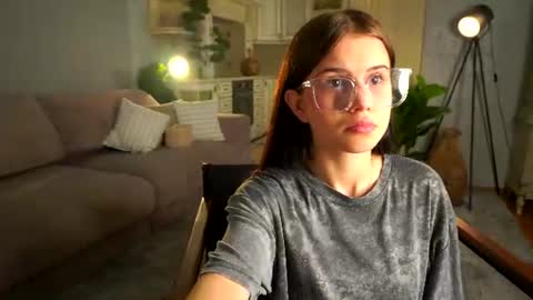 Emily online show from 07/03/26, 03:02