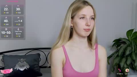 Snapshot of lana__j chatting on 11/23/25, 09:03 Liana online show from 11/23/25, 09:03