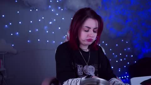 just call me Lana  and her security online show from 03/12/25, 11:09