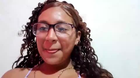 Snapshot of lana__trebol chatting on 12/19/25, 05:20 Lana online show from 12/19/25, 05:20