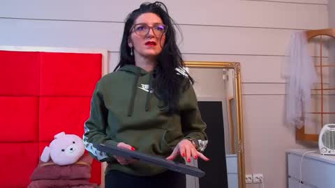 LanaBanner online show from 02/07/26, 07:01