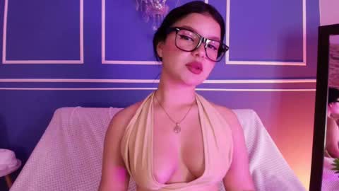  Lana  online show from 10/05/25, 12:14