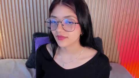 ... .          . ... online show from 10/17/25, 12:52