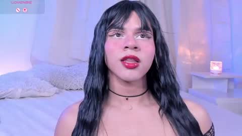 INDEPENDENT MODEL online show from 07/07/26, 11:53