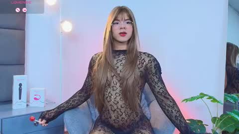 valentino moon online show from 04/02/26, 12:30