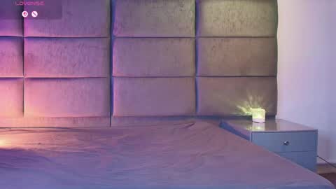valentino moon online show from 05/26/26, 01:45