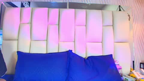 Snapshot of lana_sliim chatting on 05/11/26, 02:45 Vanessa online show from 05/11/26, 02:45