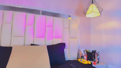 Snapshot of lana_sliim chatting on 06/01/26, 12:07 Vanessa online show from 06/01/26, 12:07