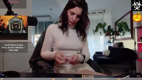 Lana The Virus online show from 10/27/25, 02:32