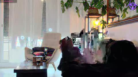 Lana The Virus online show from 11/06/25, 01:23