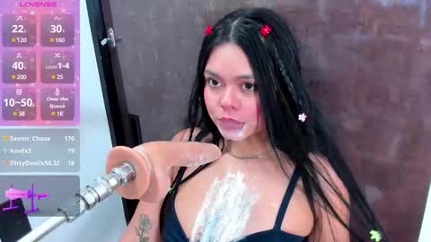 Snapshot of lana_valkova chatting on 02/11/25, 06:11 Lana online show from 02/11/25, 06:11