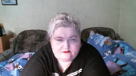 lanacat555 online show from 02/14/25, 09:43