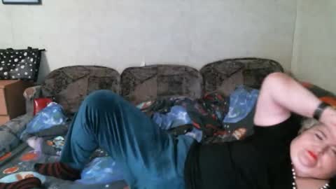 lanacat555 online show from 10/10/25, 10:20