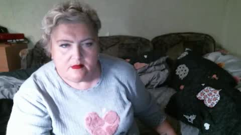 lanacat555 online show from 12/03/25, 08:18