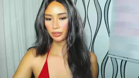 Snapshot of lanadel_hilton chatting on 12/31/24, 12:21 Lana online show from 12/31/24, 12:21