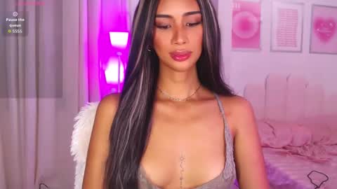 Snapshot of lanadel_hilton chatting on 09/22/25, 01:51 Lana online show from 09/22/25, 01:51