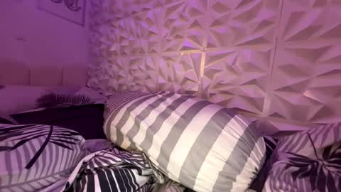 Lana online show from 05/06/26, 06:19