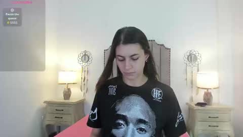 Snapshot of lanaferrer chatting on 11/23/25, 07:35 Lana online show from 11/23/25, 07:35