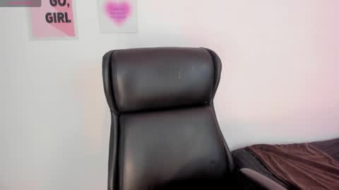 LanaJones online show from 04/07/26, 02:28