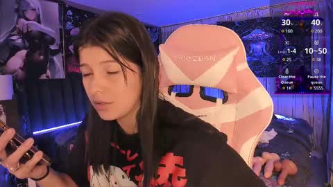 Snapshot of lanakyutt chatting on 02/22/25, 12:27 L A N A online show from 02/22/25, 12:27