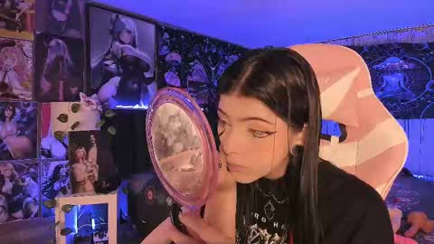 Snapshot of lanakyutt chatting on 02/22/25, 06:39 L A N A online show from 02/22/25, 06:39