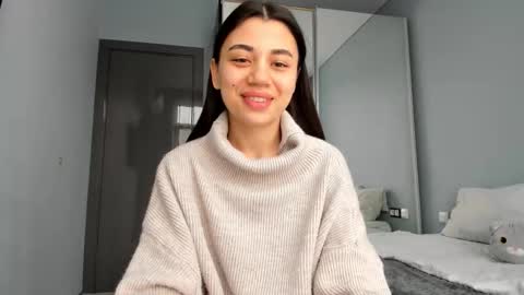 Snapshot of lanalandd chatting on 11/24/25, 12:38 Lana online show from 11/24/25, 12:38