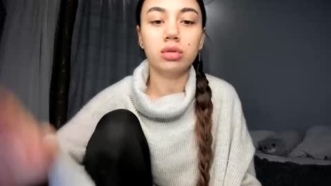 Snapshot of lanalandd chatting on 12/21/25, 04:47 Lana online show from 12/21/25, 04:47