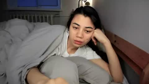 Lana online show from 07/04/26, 07:53
