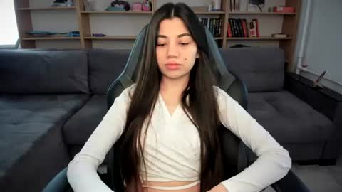 Lana online show from 07/15/26, 12:10