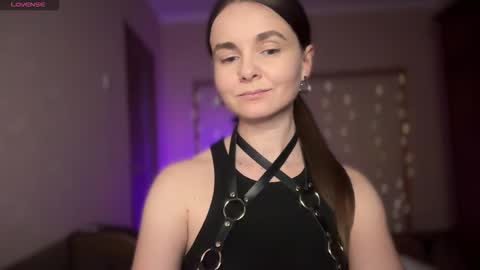 Snapshot of lanaloulou chatting on 10/24/25, 10:17 Lana online show from 10/24/25, 10:17