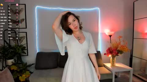 Lana online show from 11/22/25, 09:14