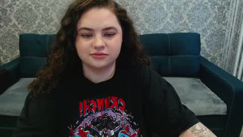 LanaRoub online show from 05/19/26, 03:24