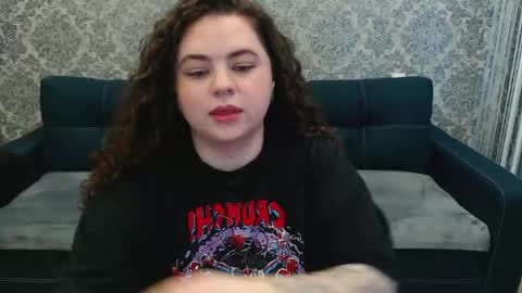 LanaRoub online show from 06/02/26, 02:46