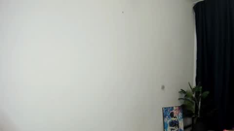 Snapshot of land_of_sweets chatting on 12/24/24, 12:33 land_of_sweets online show from 12/24/24, 12:33