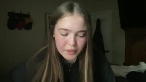 Snapshot of lanelizzie348 chatting on 04/07/26, 12:22 lanelizzie348 online show from 04/07/26, 12:22