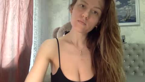 Snapshot of langoria chatting on 05/29/26, 02:37 langoria online show from 05/29/26, 02:37
