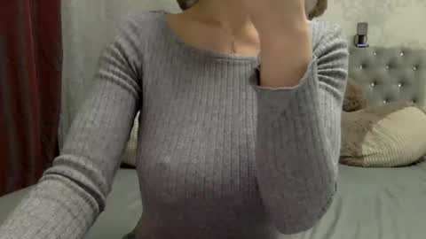 Snapshot of langoria chatting on 05/31/26, 09:27 langoria online show from 05/31/26, 09:27