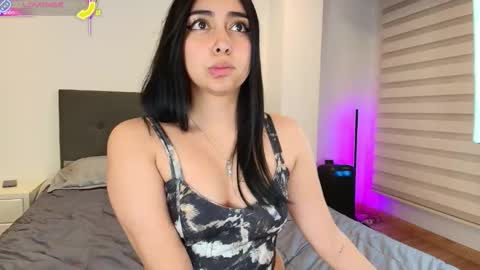 Snapshot of lania_spencer2 chatting on 10/20/25, 02:34 Valen and George online show from 10/20/25, 02:34