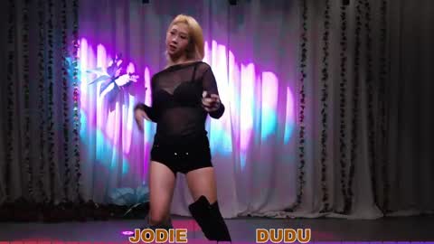 lankwaifong_cindy online show from 04/30/26, 02:51