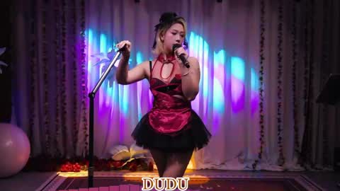 lankwaifong_cindy online show from 05/17/26, 10:00