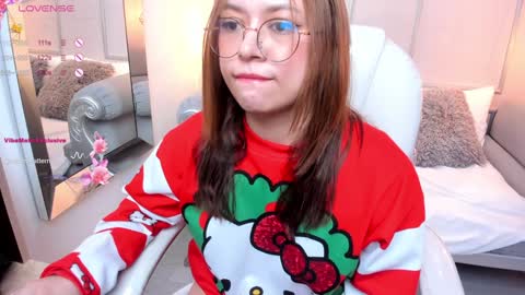 Snapshot of lanna18_ chatting on 12/26/24, 03:20 Lanna online show from 12/26/24, 03:20