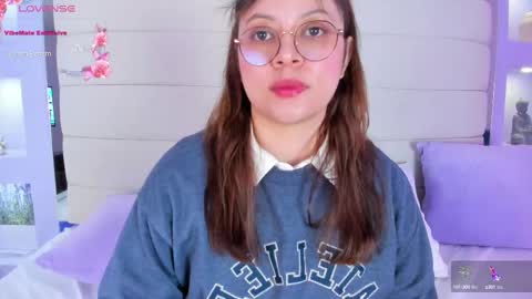 Snapshot of lanna18_ chatting on 02/10/25, 02:48 Lanna online show from 02/10/25, 02:48